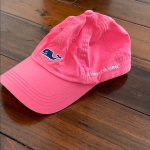 Vineyard Vines pink women’s hat